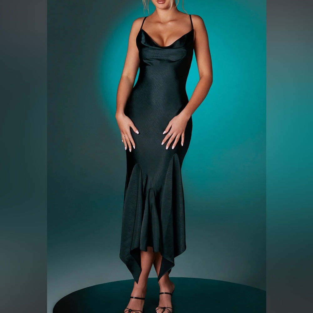 Oh Polly Deep Plunge Midaxi Dress in Black
